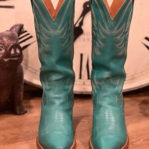 Tecovas Annie in Lagoon Women’s size 9.5